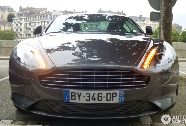 Aston Martin Virage 2011