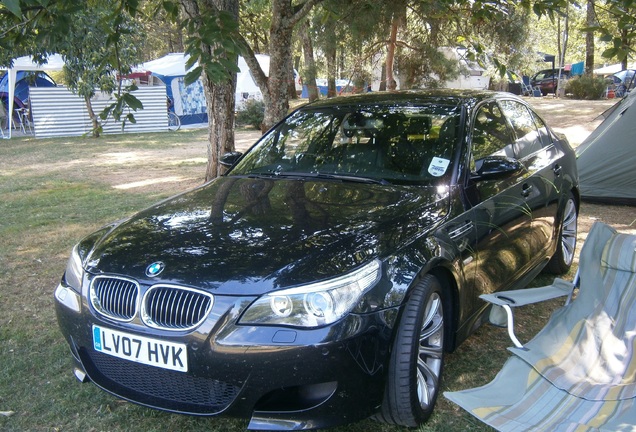 BMW M5 E60 2005