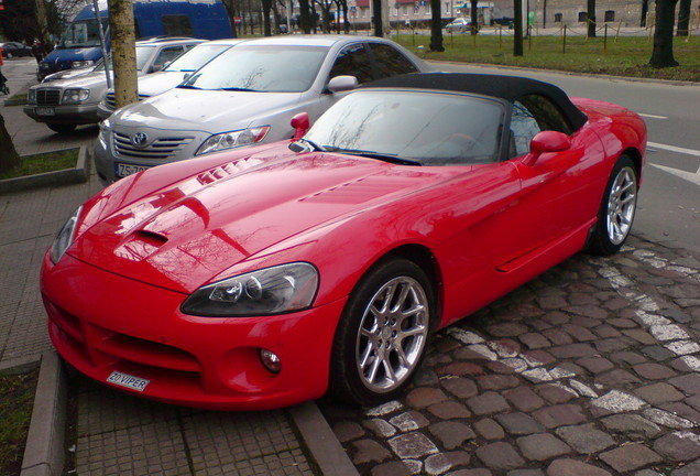 Dodge Viper SRT-10 Roadster 2003