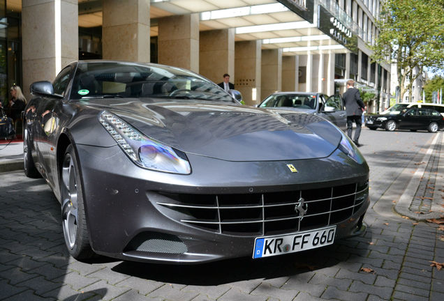 Ferrari FF