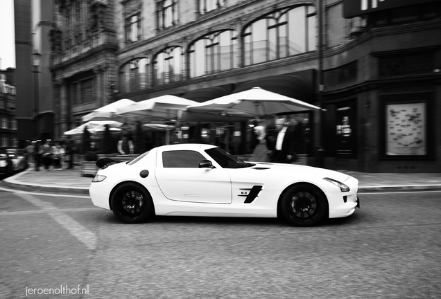 Mercedes-Benz SLS AMG