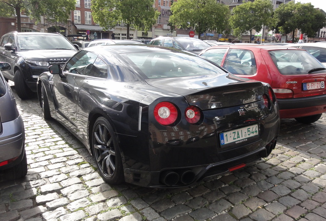 Nissan GT-R 2011