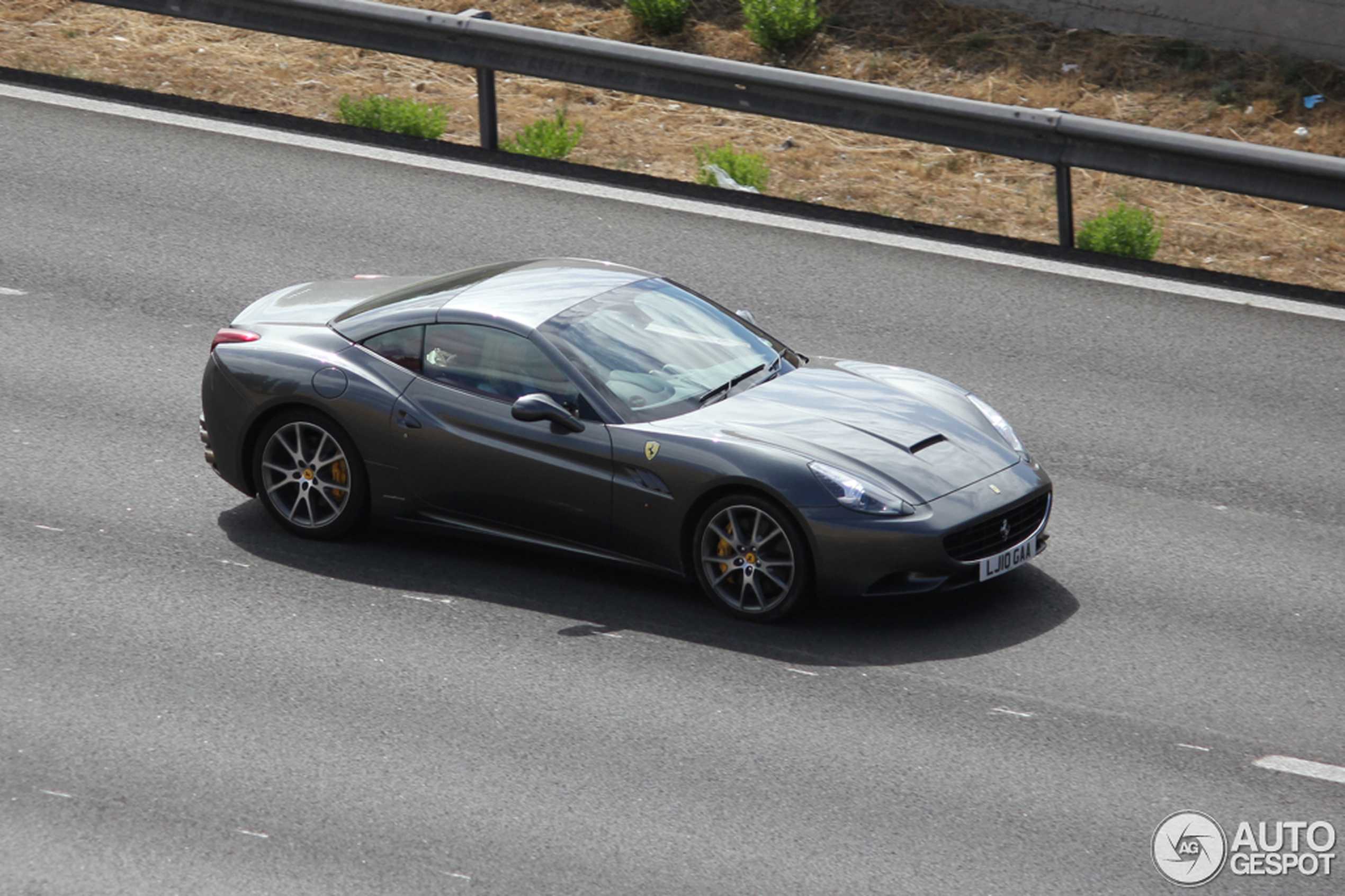 Ferrari California