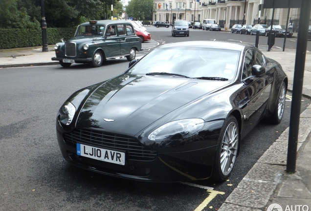 Aston Martin V8 Vantage