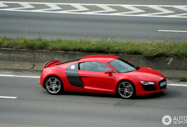 Audi R8