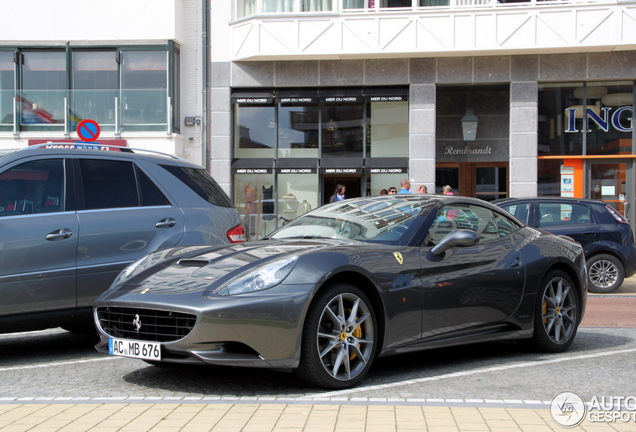 Ferrari California