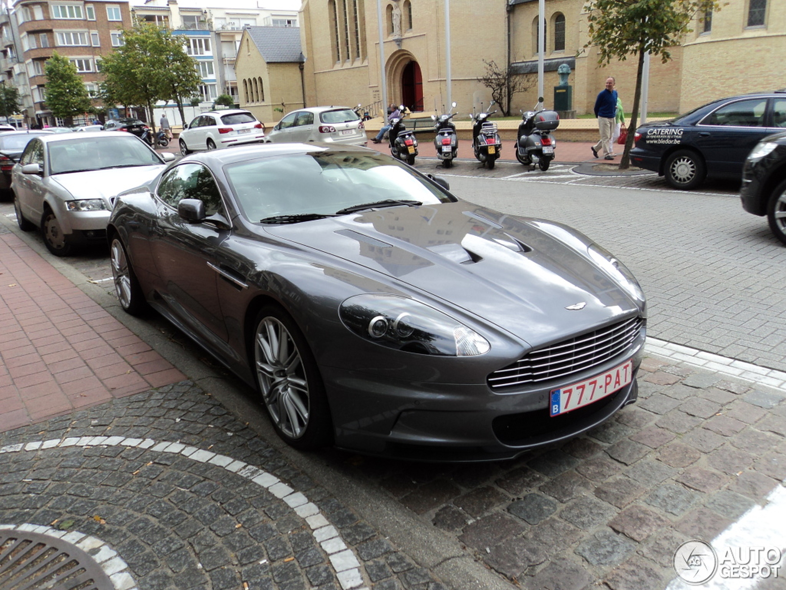 Aston Martin DBS