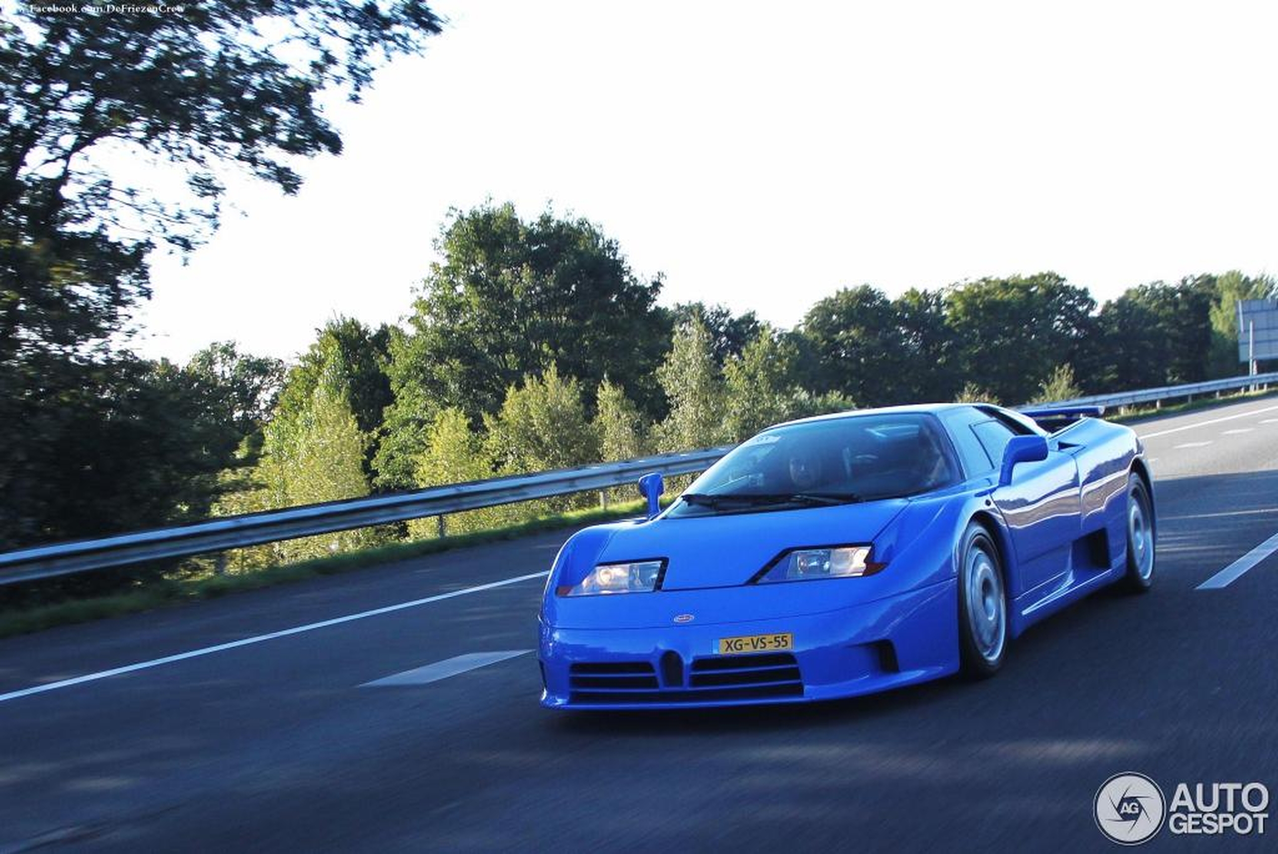 Bugatti EB110 GT