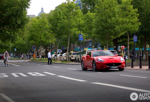 Ferrari California