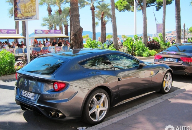 Ferrari FF