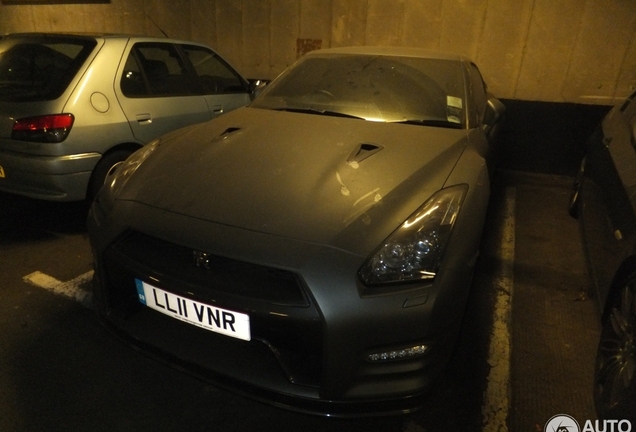 Nissan GT-R 2011