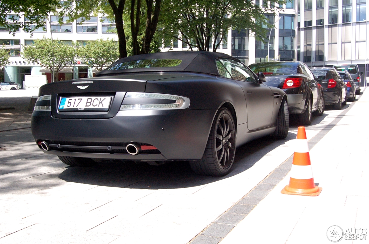 Aston Martin DB9 Volante