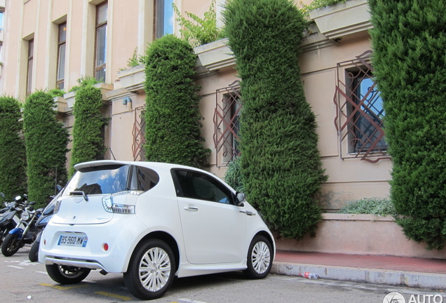 Aston Martin Cygnet Launch Edition White