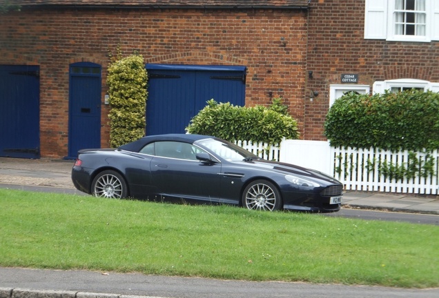 Aston Martin DB9 Volante