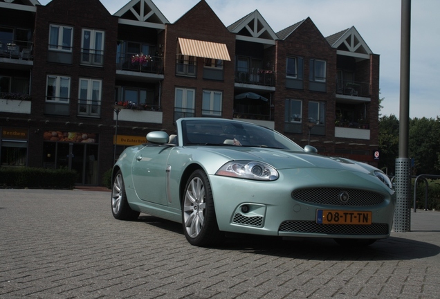 Jaguar XKR Convertible 2006