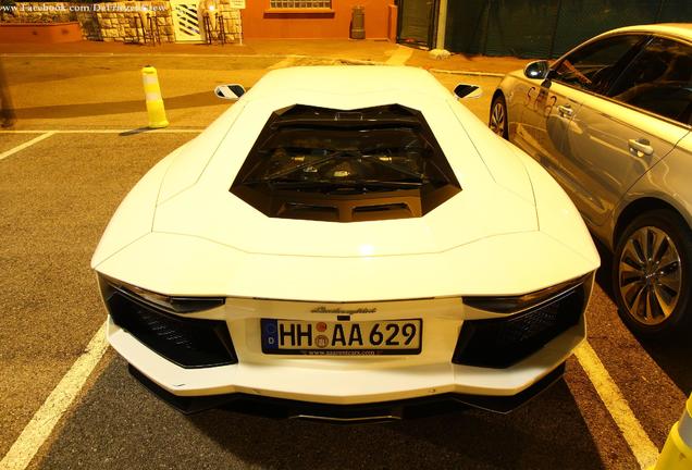 Lamborghini Aventador LP700-4