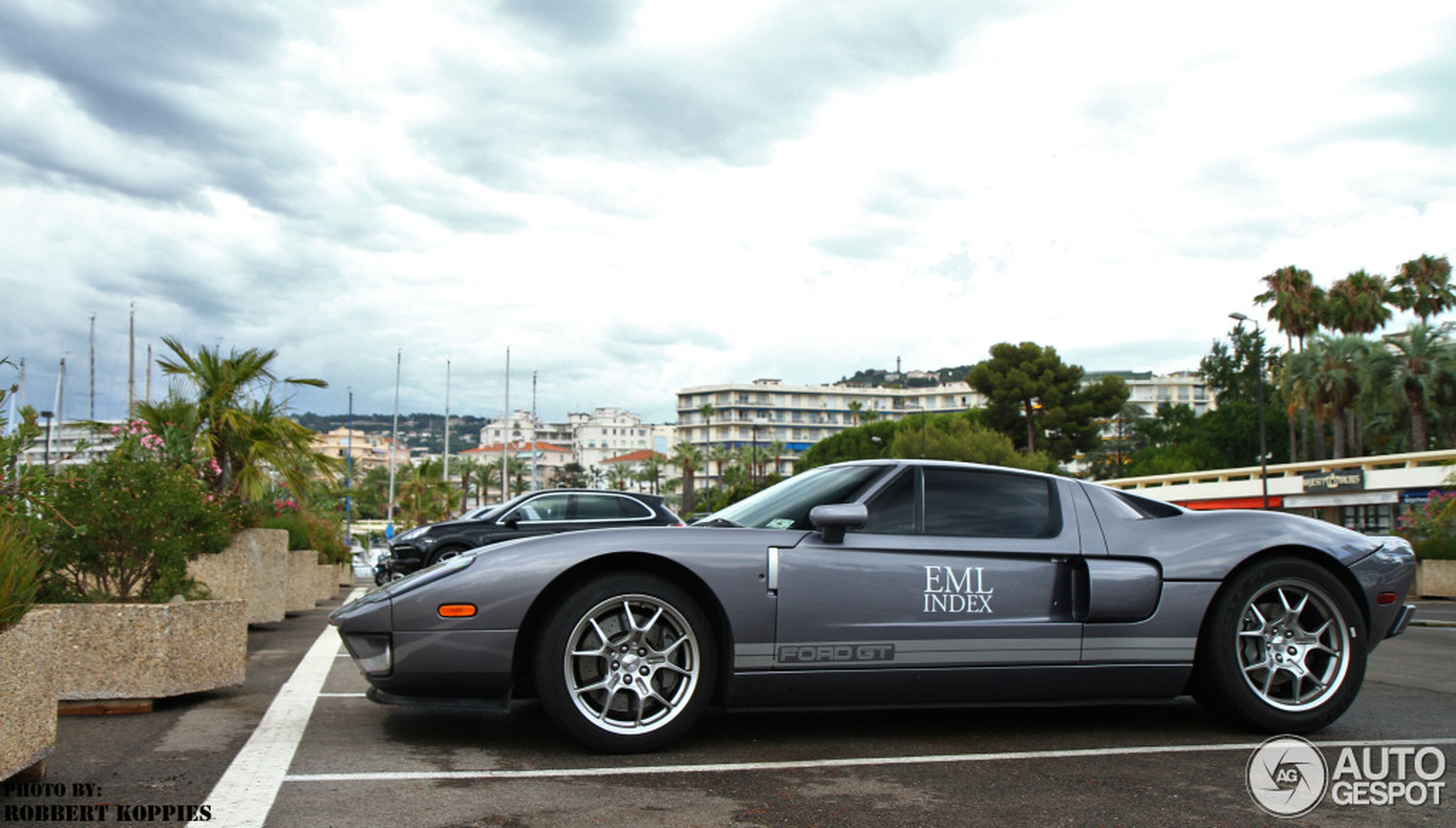 Ford GT