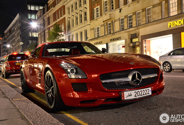 Mercedes-Benz SLS AMG Roadster