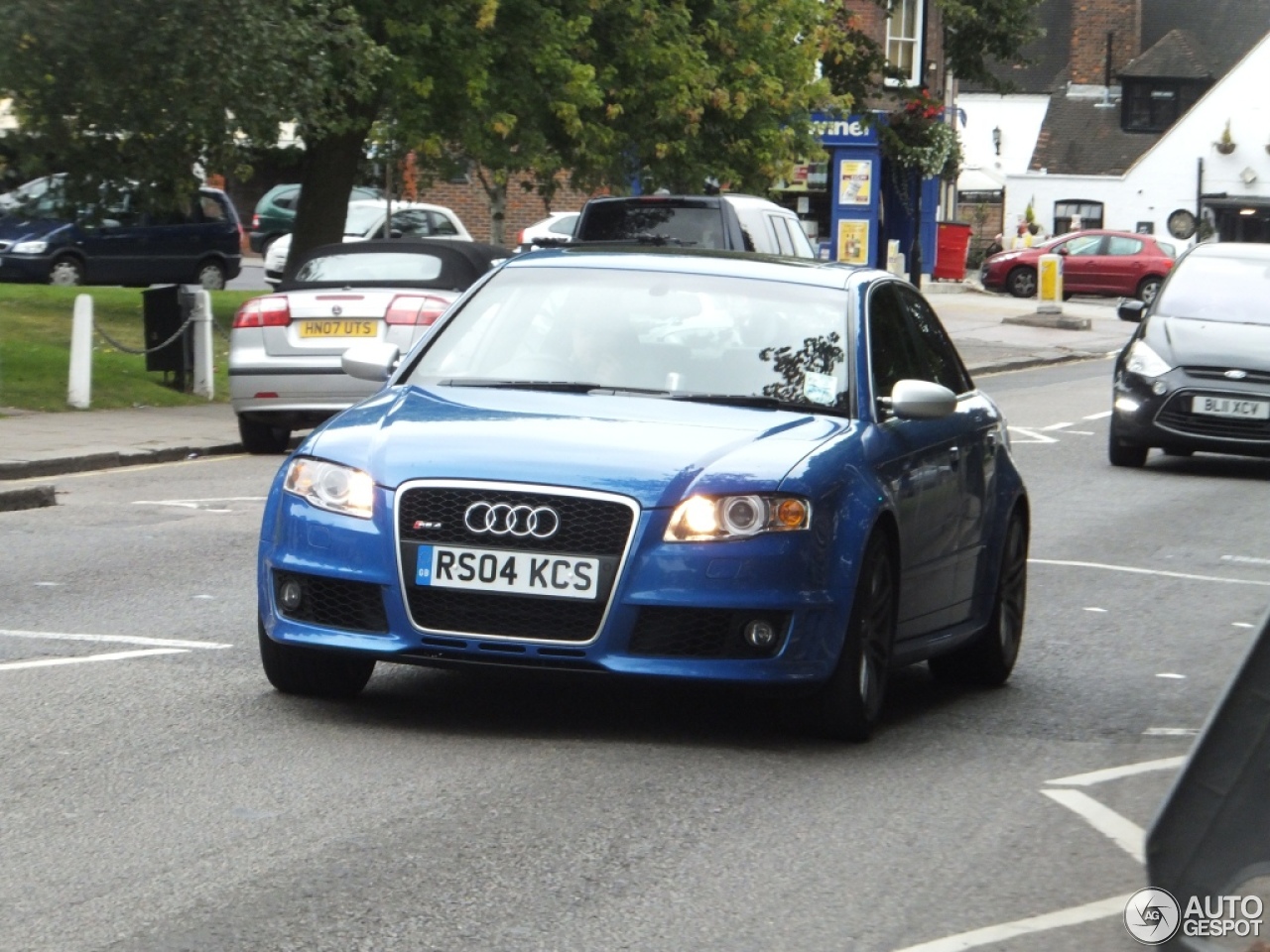 Audi RS4 Sedan