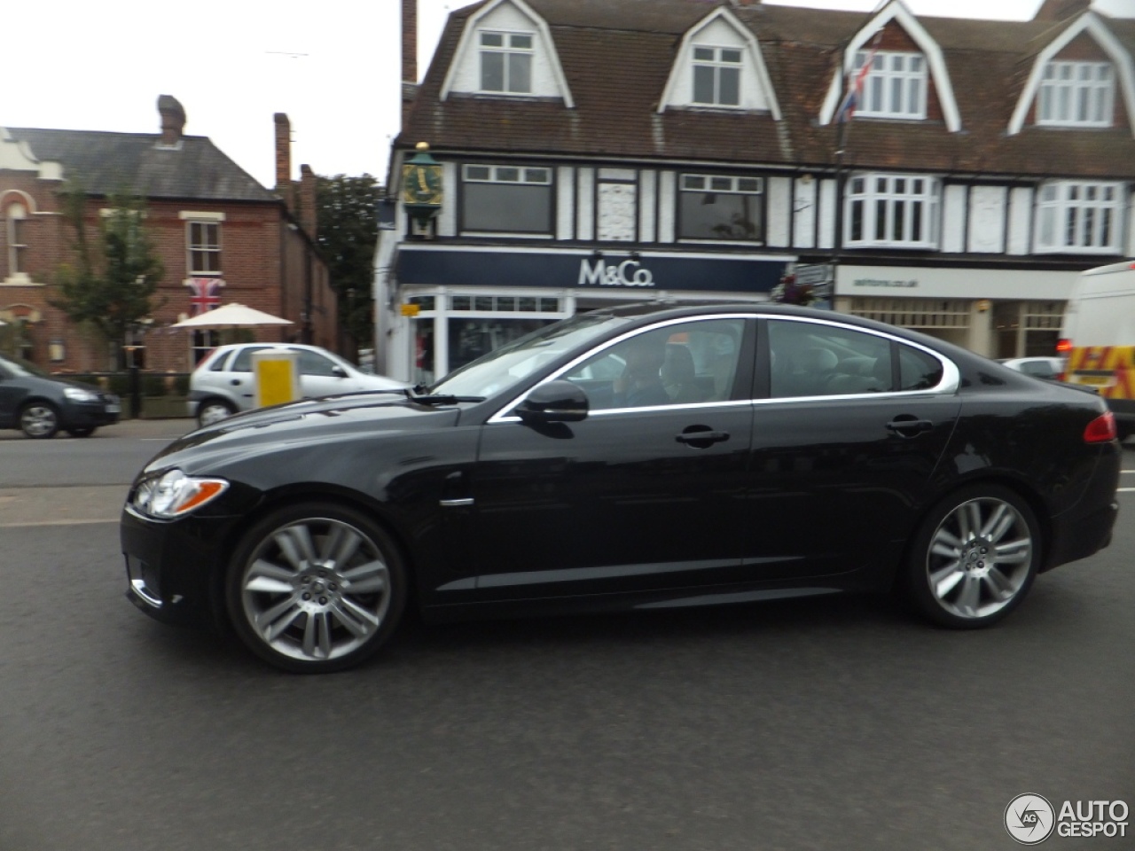 Jaguar XFR