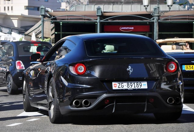 Ferrari FF