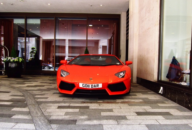 Lamborghini Aventador LP700-4