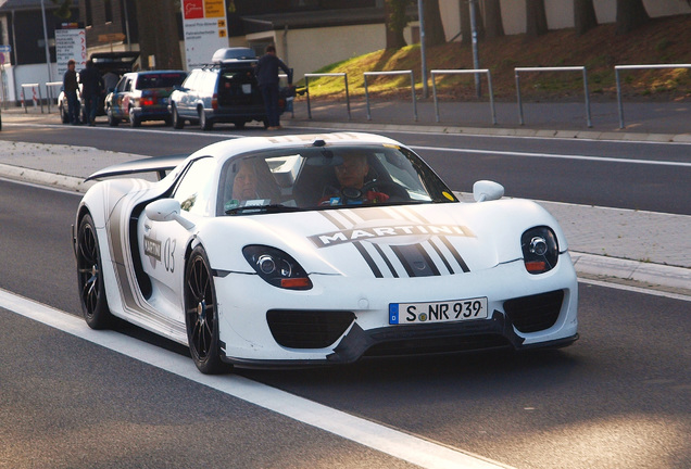 Porsche 918 Spyder Weissach Package