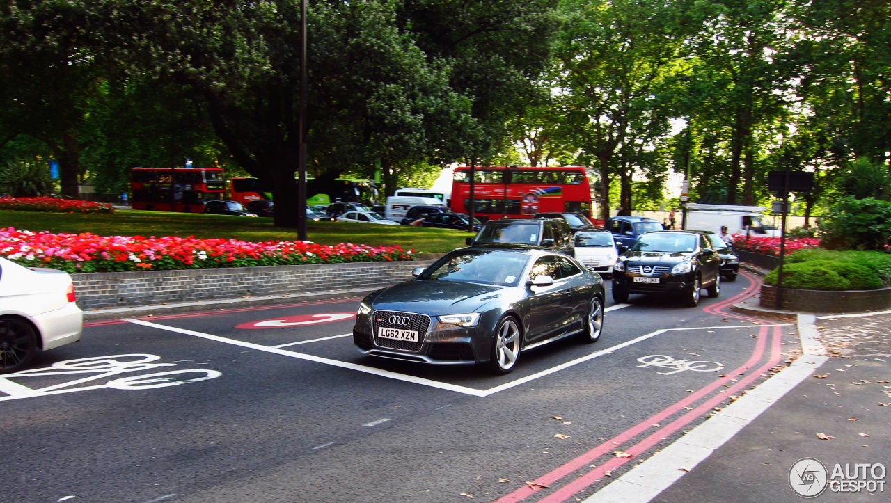 Audi RS5 B8 2012