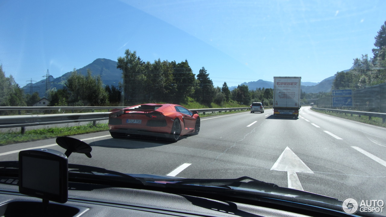 Lamborghini Aventador LP700-4