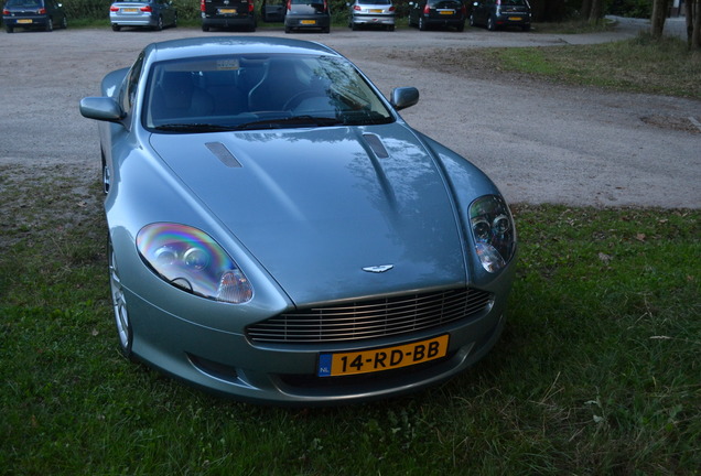 Aston Martin DB9