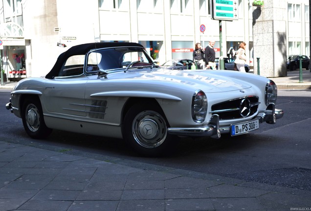 Mercedes-Benz 300SL Roadster