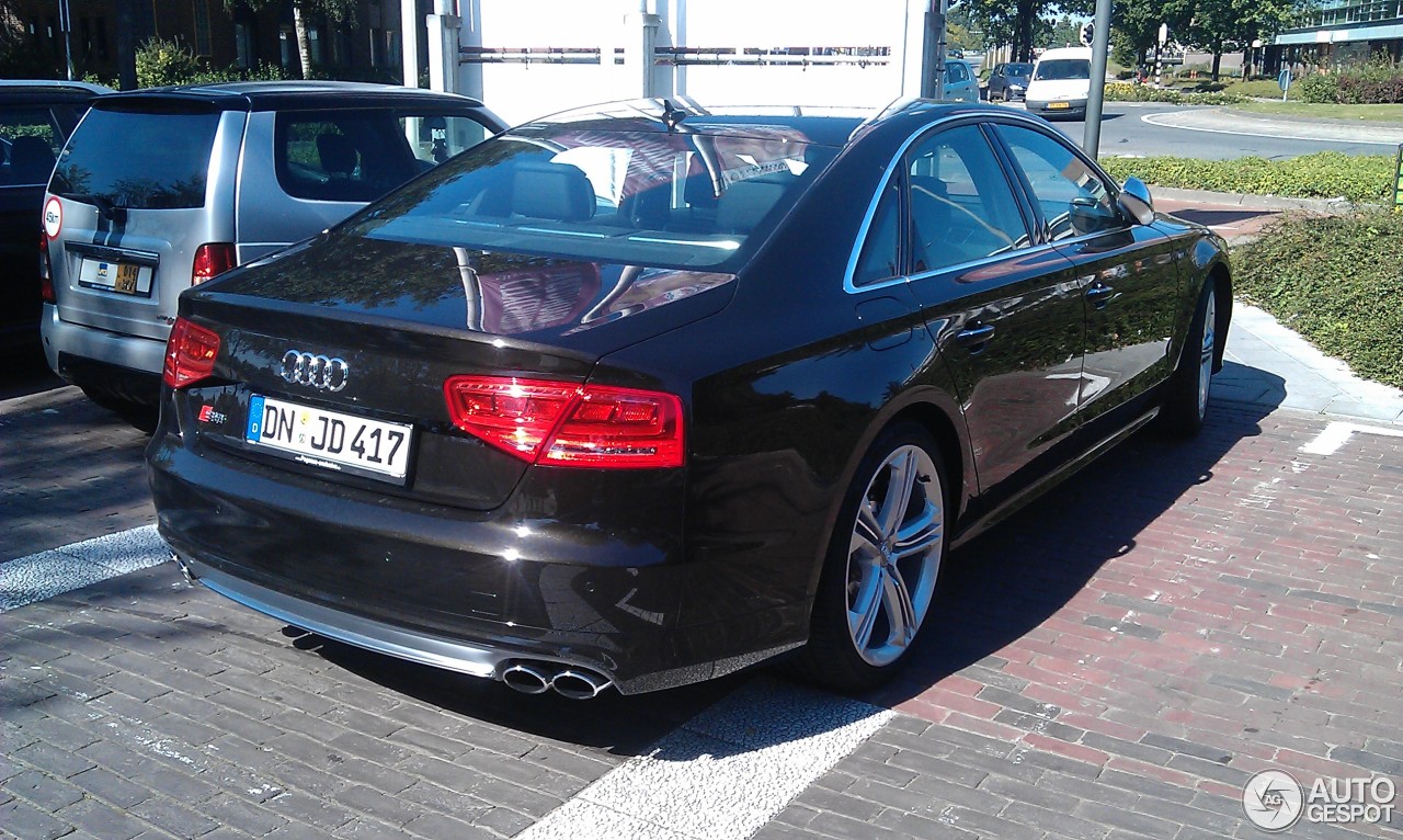 Audi S8 D4