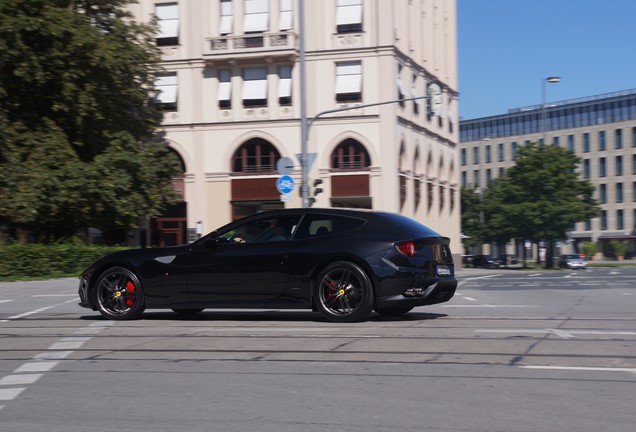 Ferrari FF