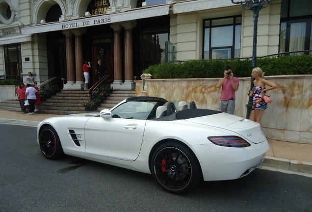 Mercedes-Benz SLS AMG Roadster