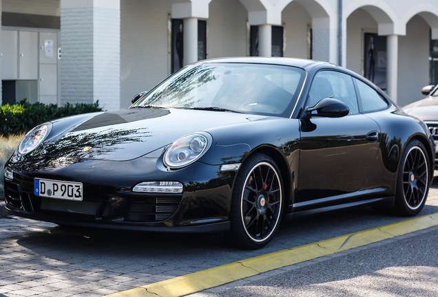 Porsche 997 Carrera 4 GTS