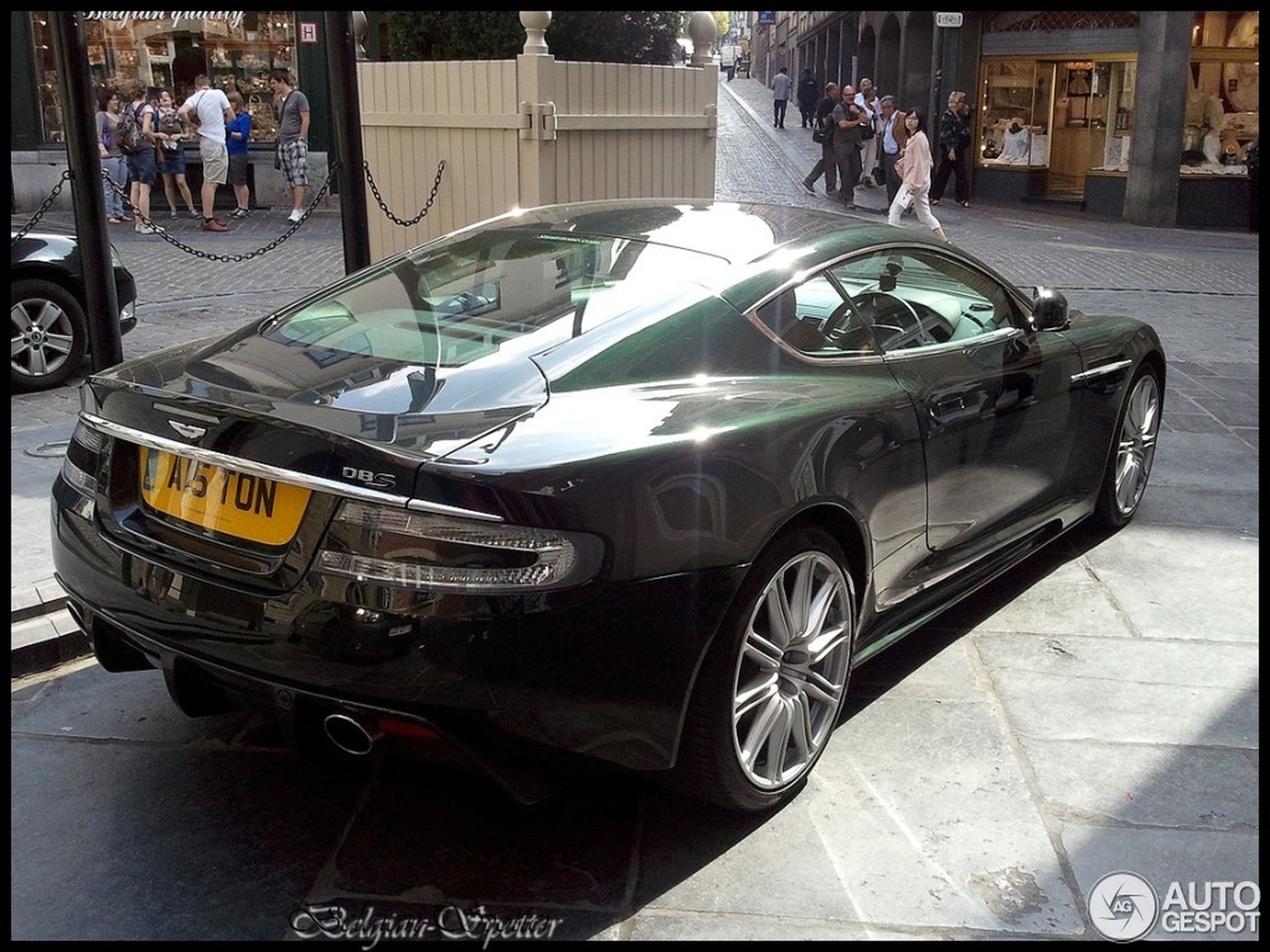 Aston Martin DBS