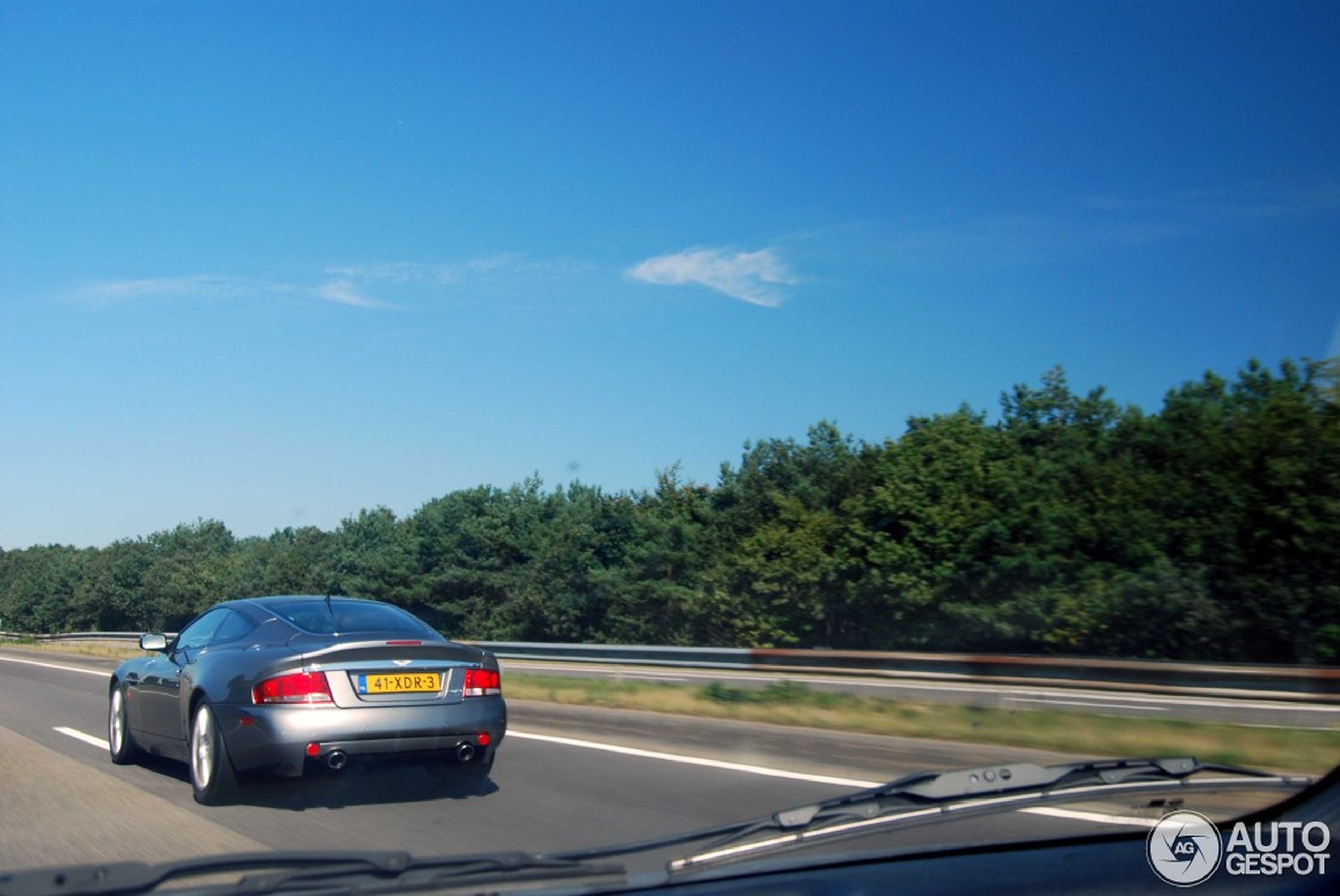 Aston Martin Vanquish S