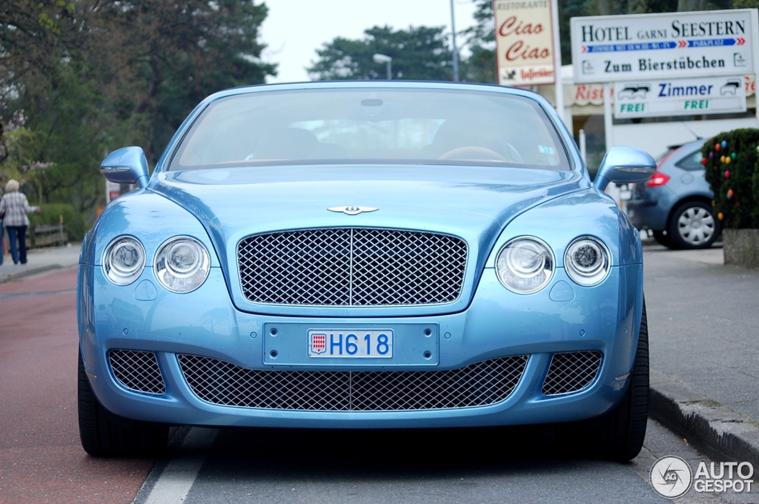 Bentley Continental GTC