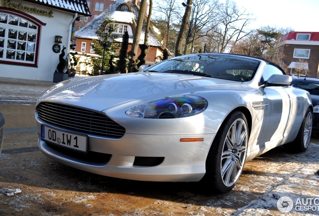 Aston Martin DB9 Volante