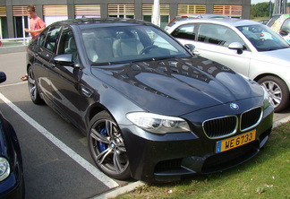 BMW M5 F10 2011