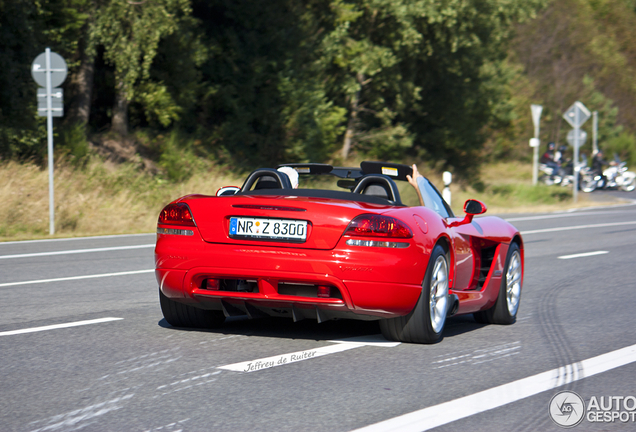 Dodge Viper SRT-10 Roadster 2003