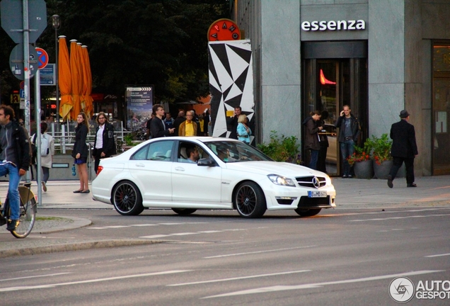 Mercedes-Benz C 63 AMG W204 2012