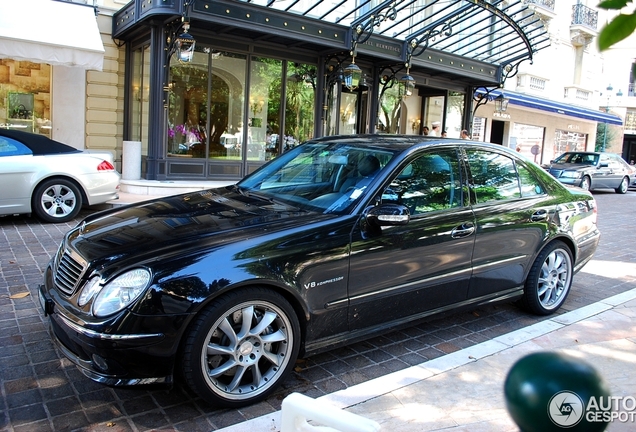 Mercedes-Benz E 55 AMG