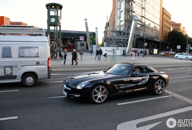 Mercedes-Benz SLS AMG