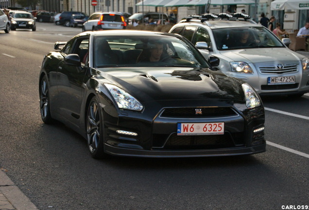 Nissan GT-R 2011