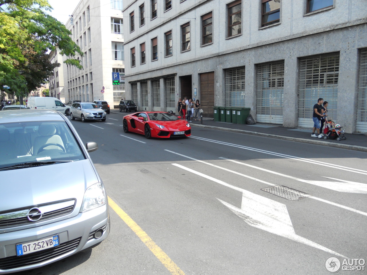 Lamborghini Aventador LP700-4