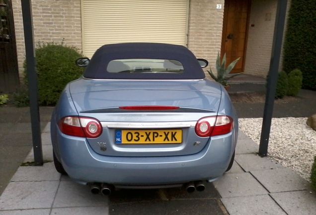 Jaguar XKR Convertible 2006