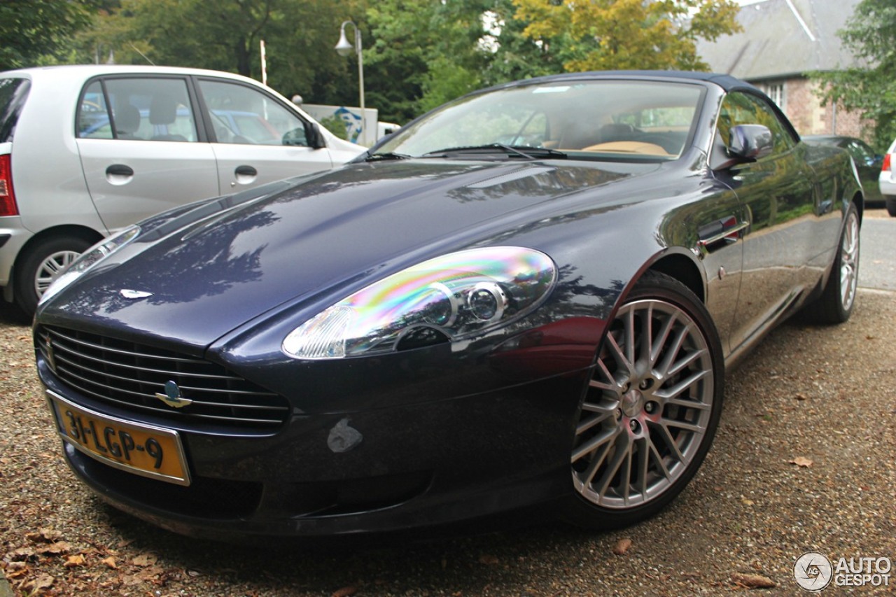 Aston Martin DB9 Volante