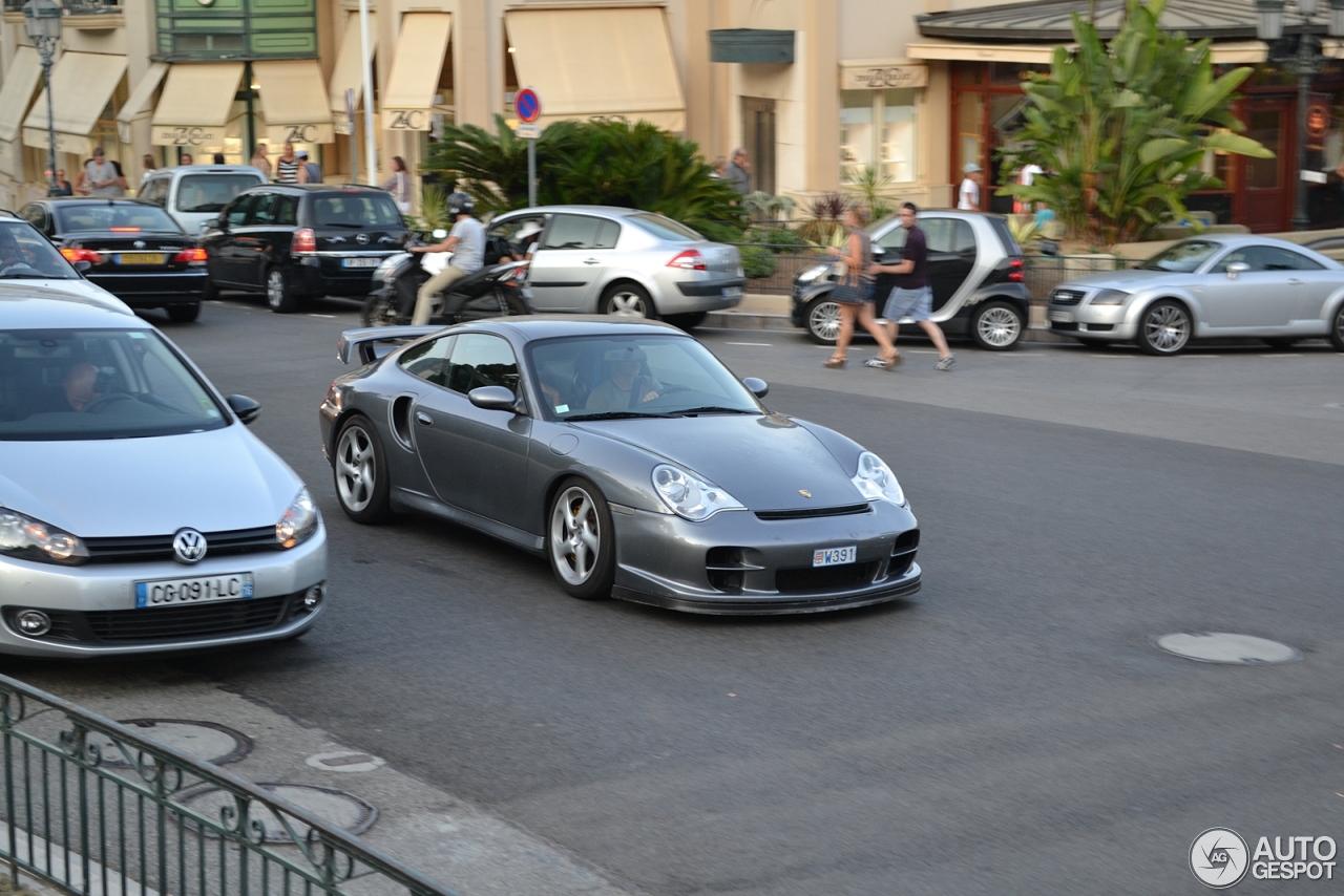 Porsche 996 GT2