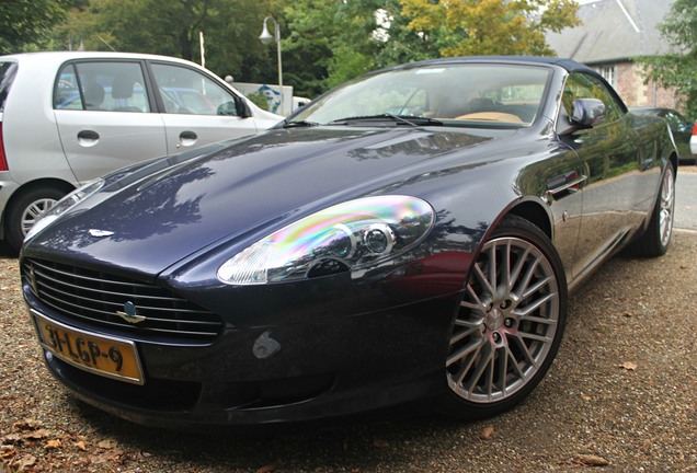 Aston Martin DB9 Volante